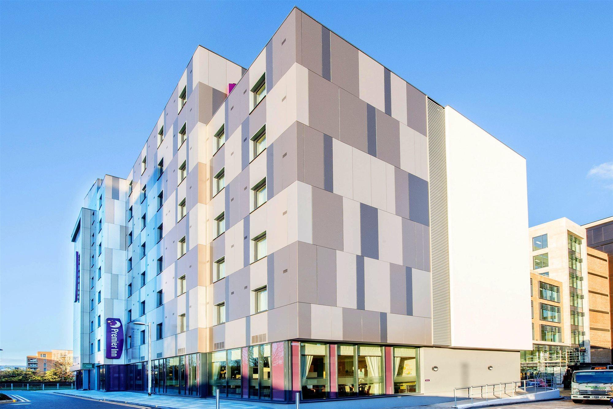 Premier Inn Maidenhead Town Centre Exterior foto